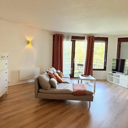 M099 élégant T3 Avec Balcon Paisible Apartamento Annemasse